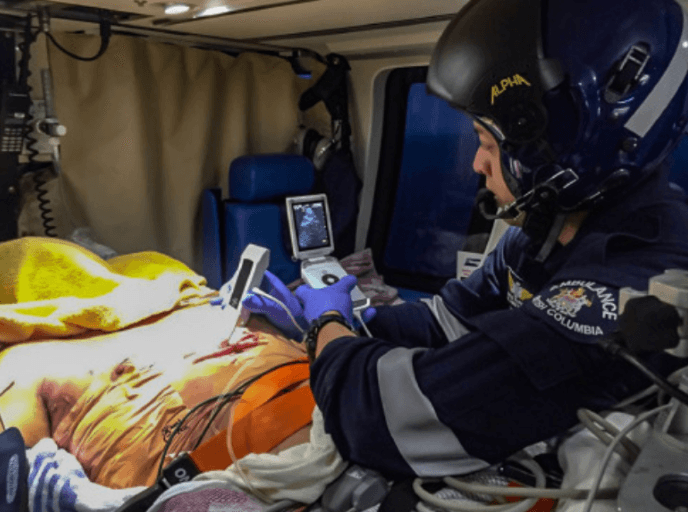 lung-ultrasound-helicopter